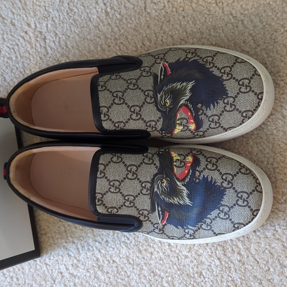 Gucci Board Wolf Slip On Sneaker size 7 - Picture 2 of 9